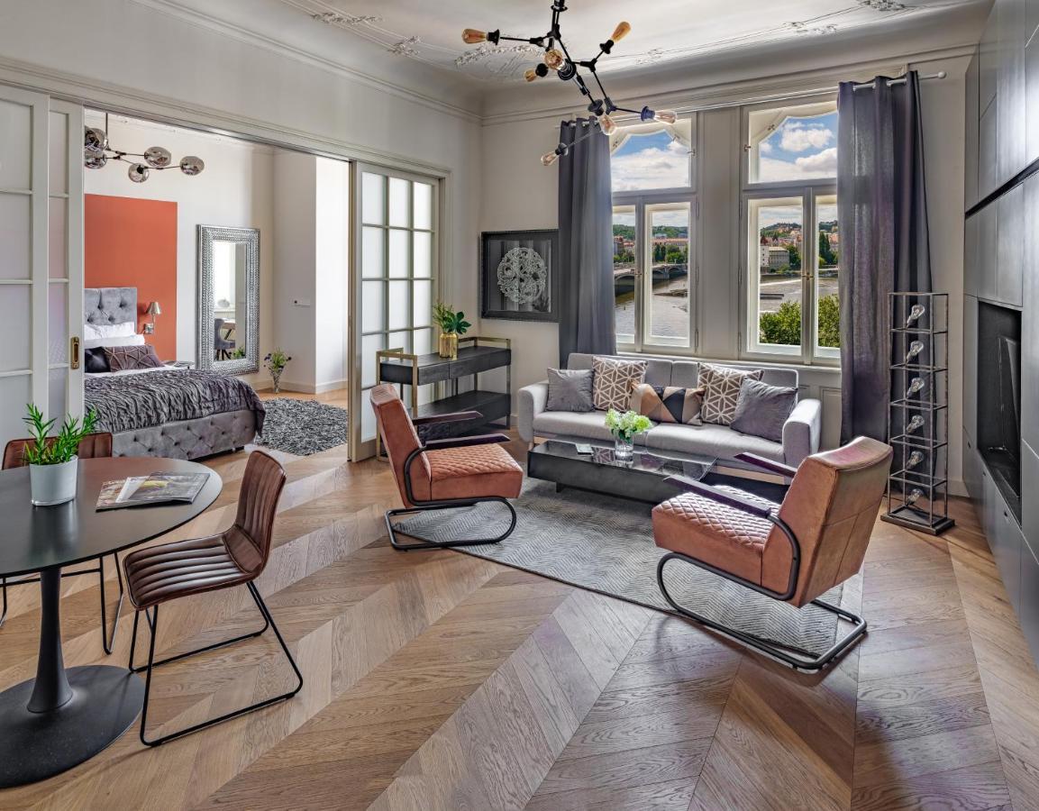 Mn6 Luxury Suites By Adrez Prague Luaran gambar