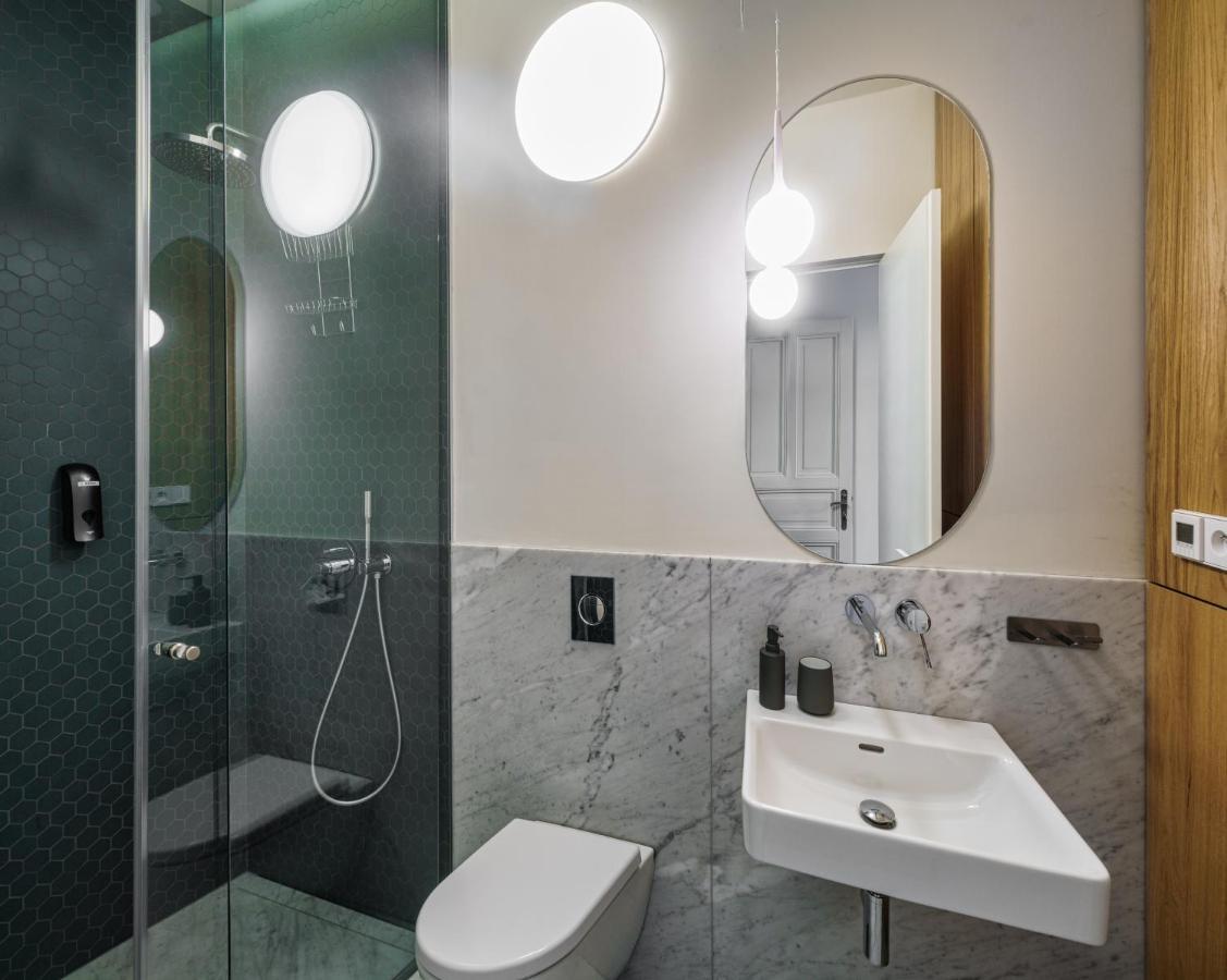 Mn6 Luxury Suites By Adrez Prague Luaran gambar