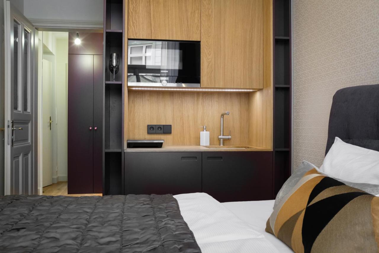 Mn6 Luxury Suites By Adrez Prague Luaran gambar